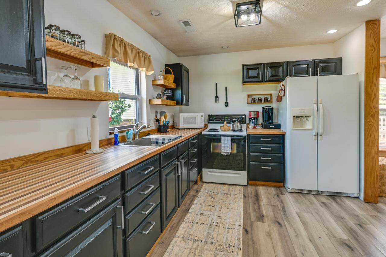 Charming Smiths Grove Home Near Cave Tours! Екстер'єр фото